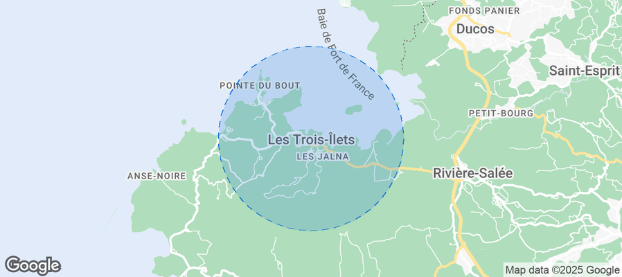 Discover Les Trois-Îlets Airbnb Analytics